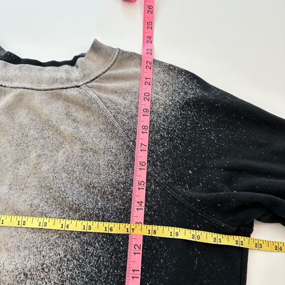 Wildfox Black Sweatshirt with Sprayed Bleach Design Women’s Size Small - Picture 9 of 10